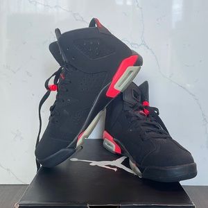AIR JORDAN 6 Retro Size 7Y Women’s Size 8.5/9 Black and Infrared 23